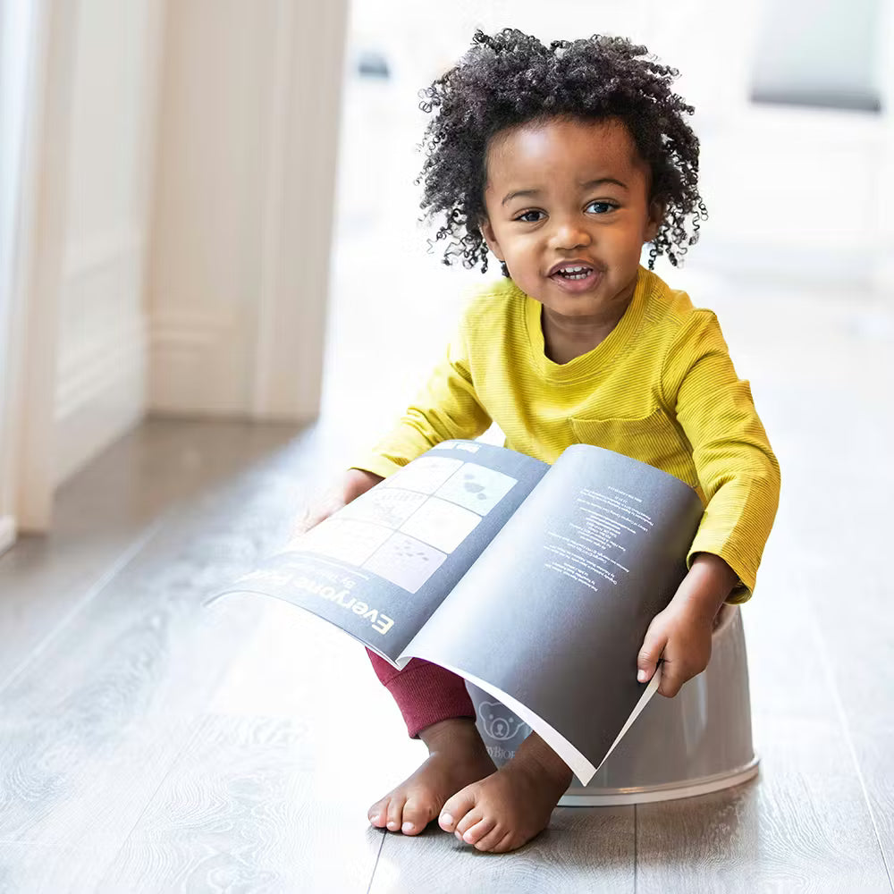 Why Does My Toddler Have to Poop in the Middle of Mealtime?